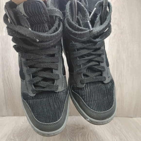 Nike Dunk Sky High Wedge Black Metallic Hematite Pleated Sneaker 6.5 528899-015 - Picture 6 of 9